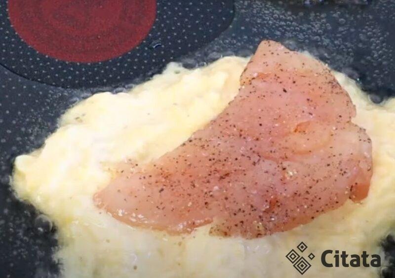 Деруны с сочным куриным филе. Приготовили и сразу съели