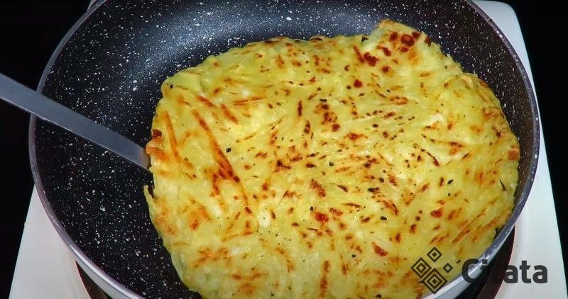 Без муки и яиц! Картофельные лепешки с сыром за 5 минут: быстрый завтрак