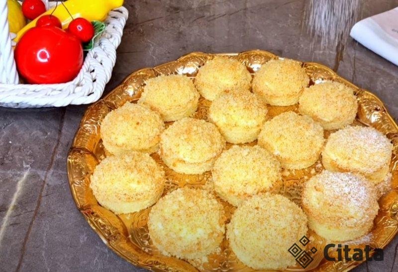 Каждый год готовлю на праздничный стол! Пирожные с кремом: вкусный и быстрый десерт
