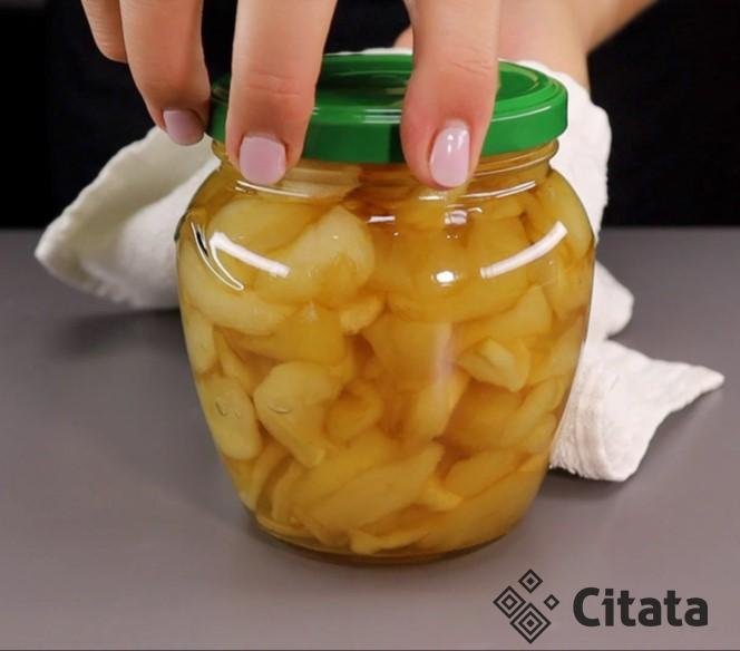 По вкусу, как мармелад: в сезон закрываю побольше. Яблочные дольки в сиропе