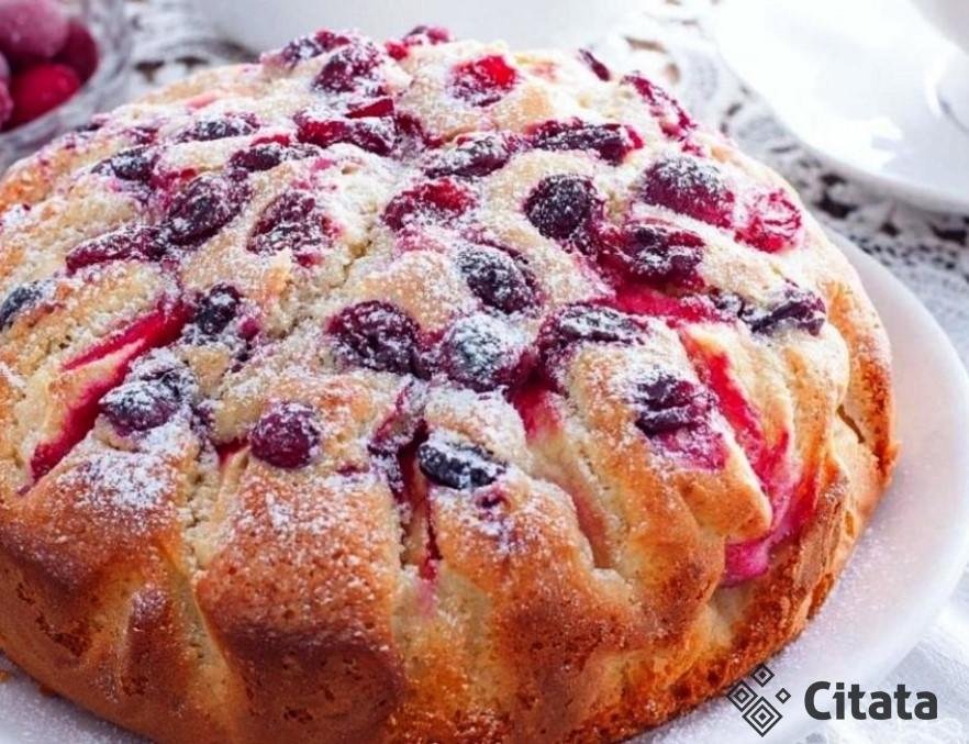 Шарлотка с вишней - пошаговый рецепт в духовке