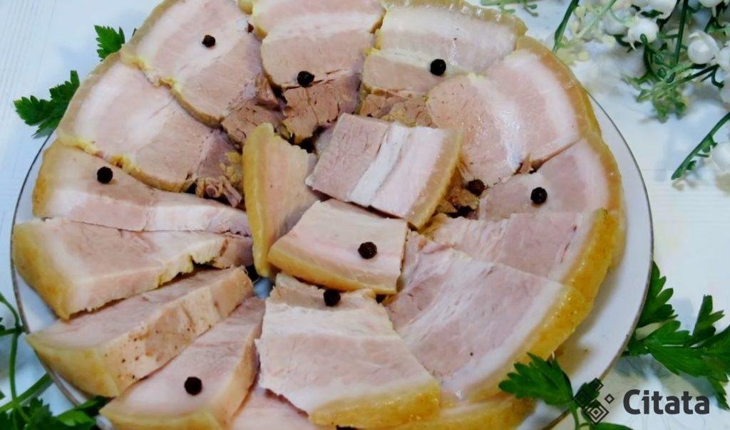Сало за 15 минут. Обалденный вкус, вкуснее не бывает: мягкое и нежное сало со специями и чесноком