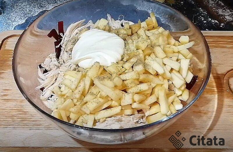 Салат со свеклой, как в советском ресторане. Бабушка сохранила рецепт