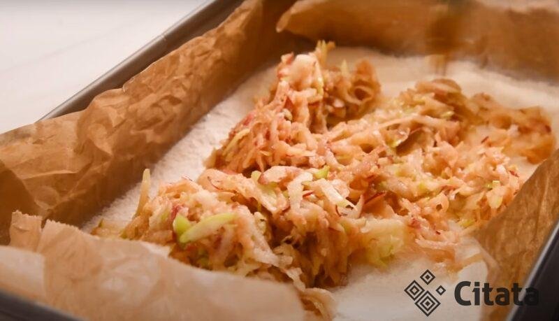 Вкусный яблочный пирог "3 стакана". Простой рецепт: все смешал и в духовку