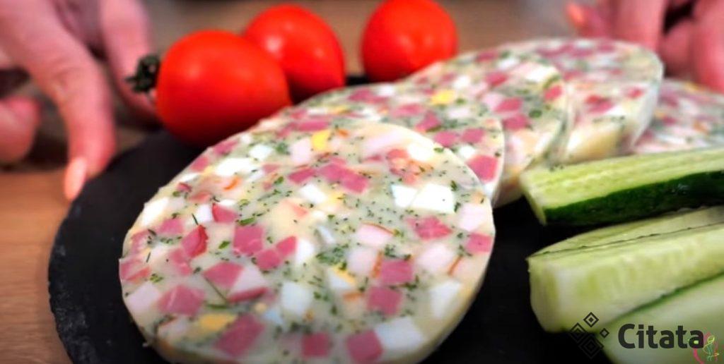 Я просто сложила ее в бутылку! Новый рецепт, который никто не знает: Колбаса из окрошки