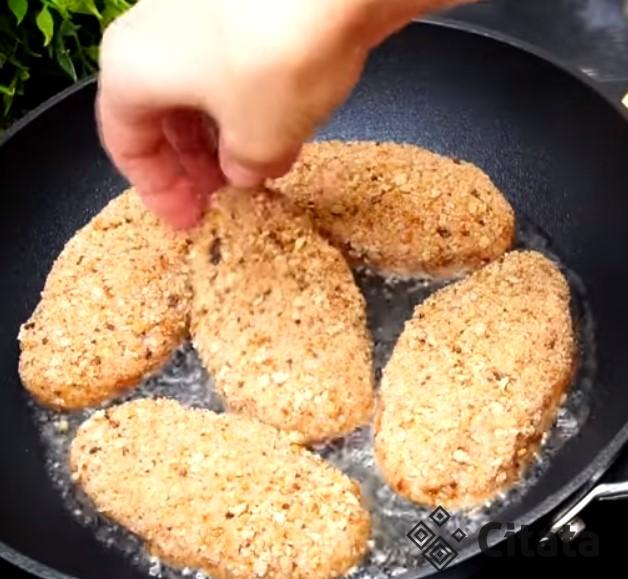 Те самые за 11 копеек школьные котлеты. Повар того времени дала рецепт по школьному Госту