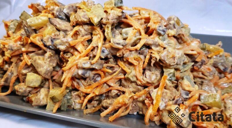 Только 4 ингредиента, но как вкусно. Салат на праздничный стол: достойная закуска