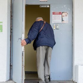 Nuo rugsėjo keisis geltonosios dėmės ligų gydymo tvarka: svarbūs pokyčiai pacientams