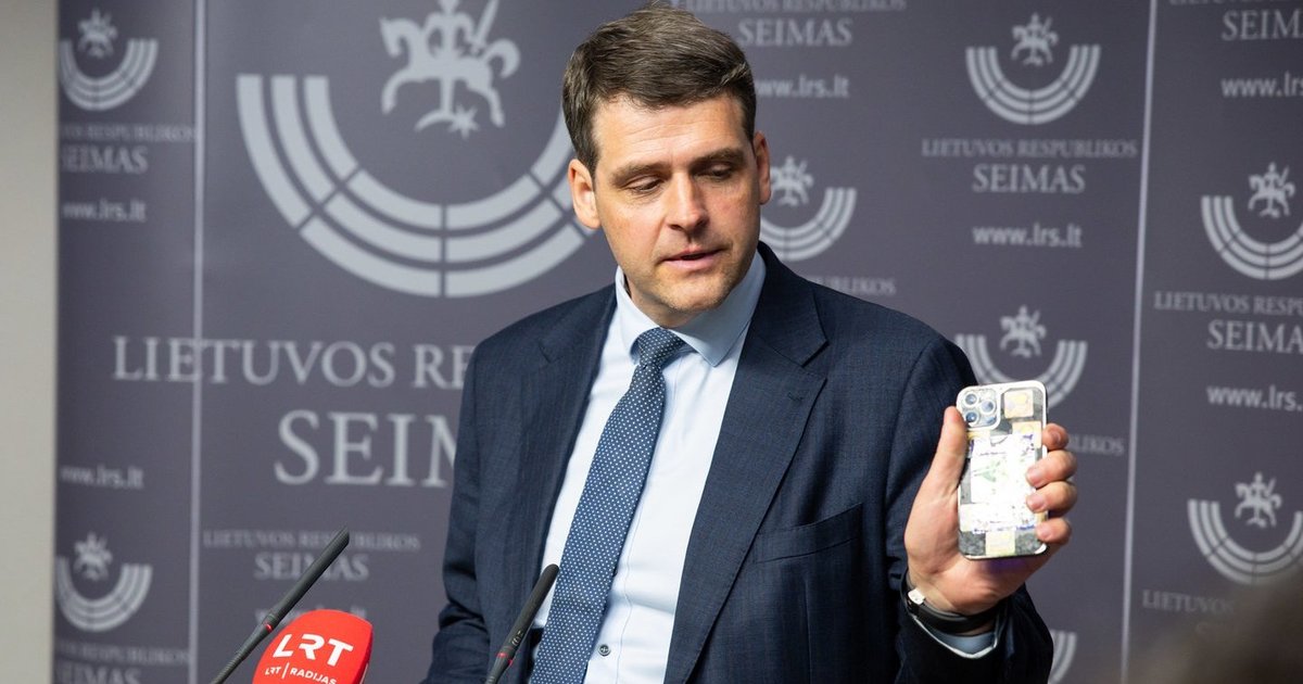 Apkaltos procedūros Lietuvoje: diskusijos dėl teisinių spragų ir balsų trūkumo Seime