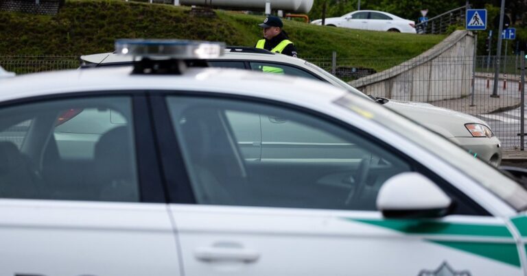 Policija rugpjūtį vykdys intensyvią eismo kontrolę: dėmesys ne tik vairuotojų blaivumui