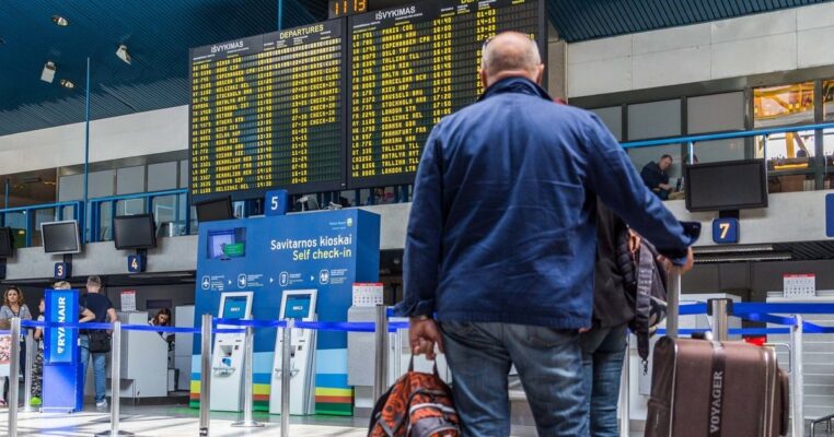 Lietuviams rekomenduojama nedelsiant palikti kai kurias Artimųjų Rytų šalis dėl augančios karo grėsmės