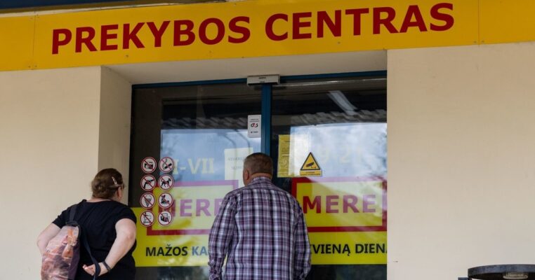 „Mere“ parduotuvių uždarymas sukėlė teisinį chaosą: advokatai ragina tiekėjus imtis veiksmų
